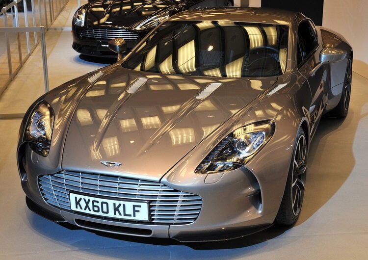 Aston Martin one 77